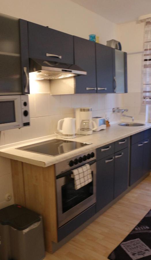 Appartment In Walldorf Mit Schlafzimmer, Kueche Und Bad Экстерьер фото